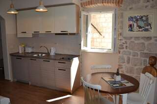 Апартаменты Apartmani Art Karampana Котор Улучшенный номер-студио-15