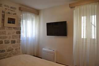 Апартаменты Apartmani Art Karampana Котор Улучшенный номер-студио-2